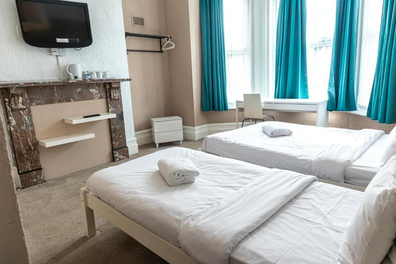 แอดเดนโร เซอร์วิส รูม Hotel เซาธ์แธมป์ตัน ห้อง รูปภาพ